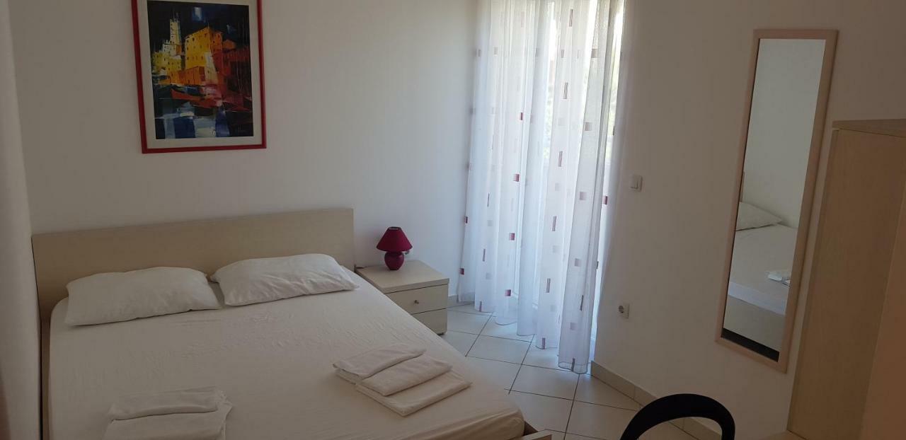 Apartments Biba Novalja Extérieur photo