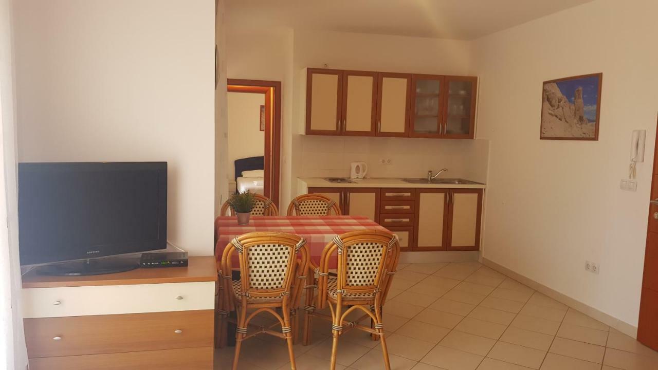 Apartments Biba Novalja Extérieur photo